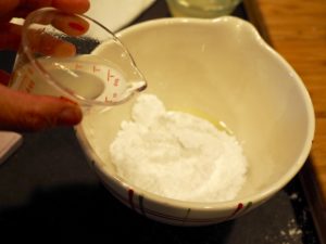lemon juice in powdered sugar | www.thefreshcooky.com