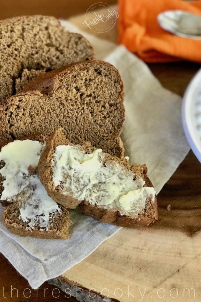 Russian Black Bread | www.thefreshcooky.com