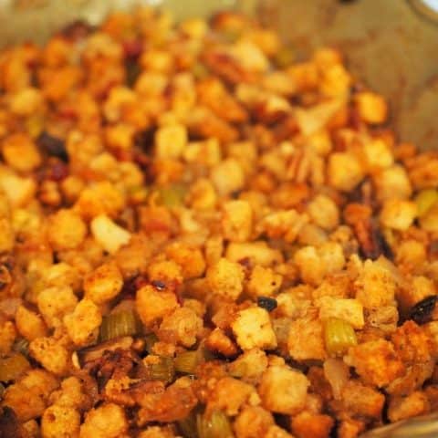 Cranberry, Apple, Maple Pecan Stuffing | www.thefreshcooky.com