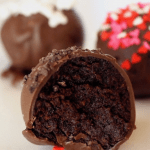 Valentine Chocolate Cake Pops | The Fresh Cooky