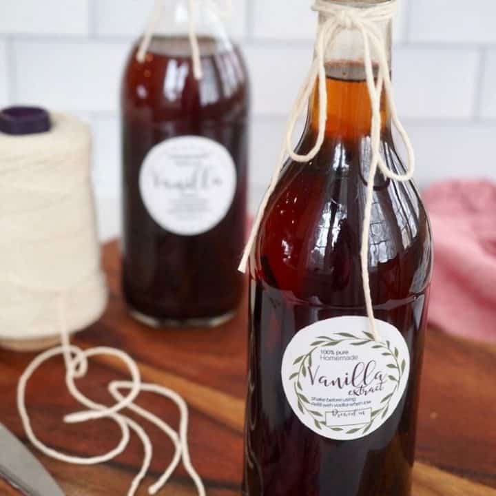 Homemade DIY Vanilla Extract