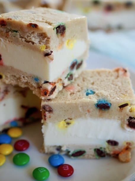 Delish COOKIE DOUGH ICE CREAM - Eazy Peazy Desserts