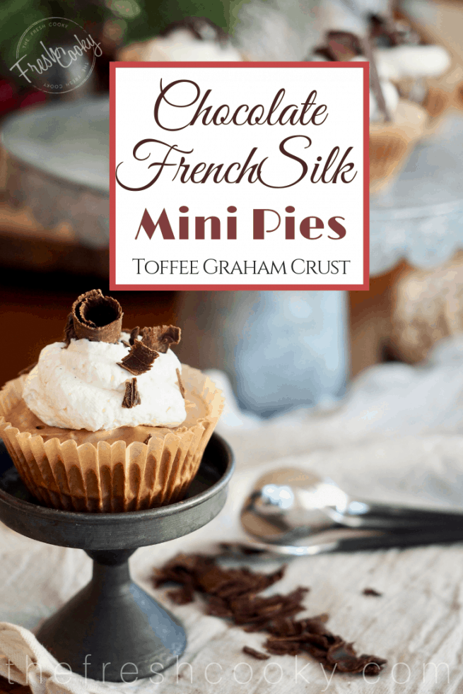 Mini Chocolate French Silk Pies | www.thefreshcooky.com