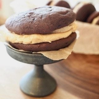 Chocolate Whoopie Pies with Peanut Butter Buttercream | www.thefreshcooky.com