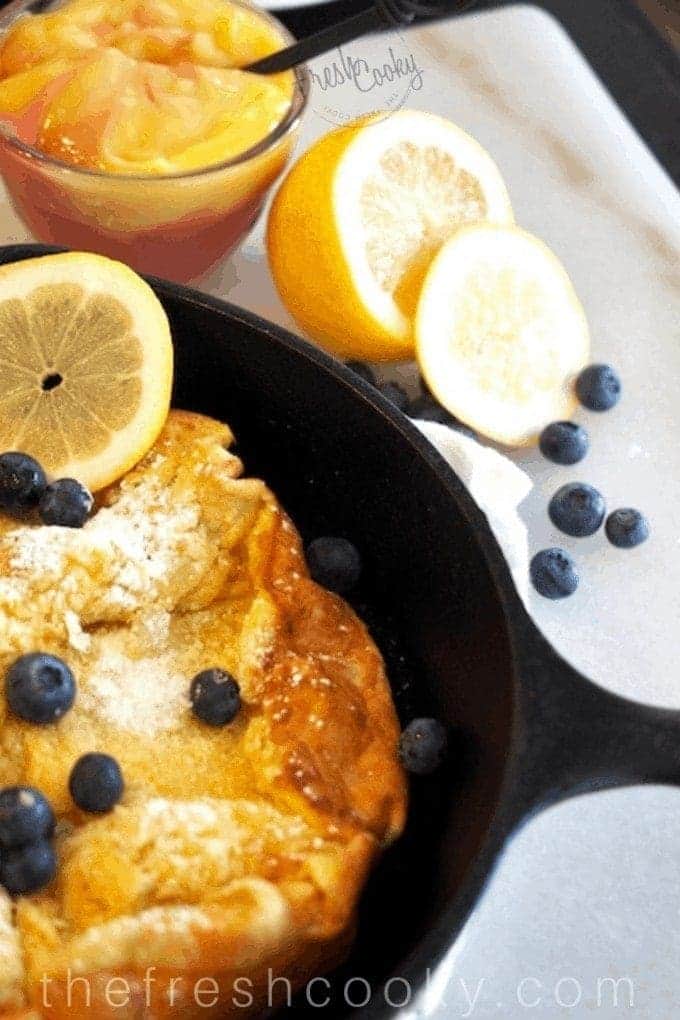 Dutch Baby Oven Pancake | www.thefreshcooky.com