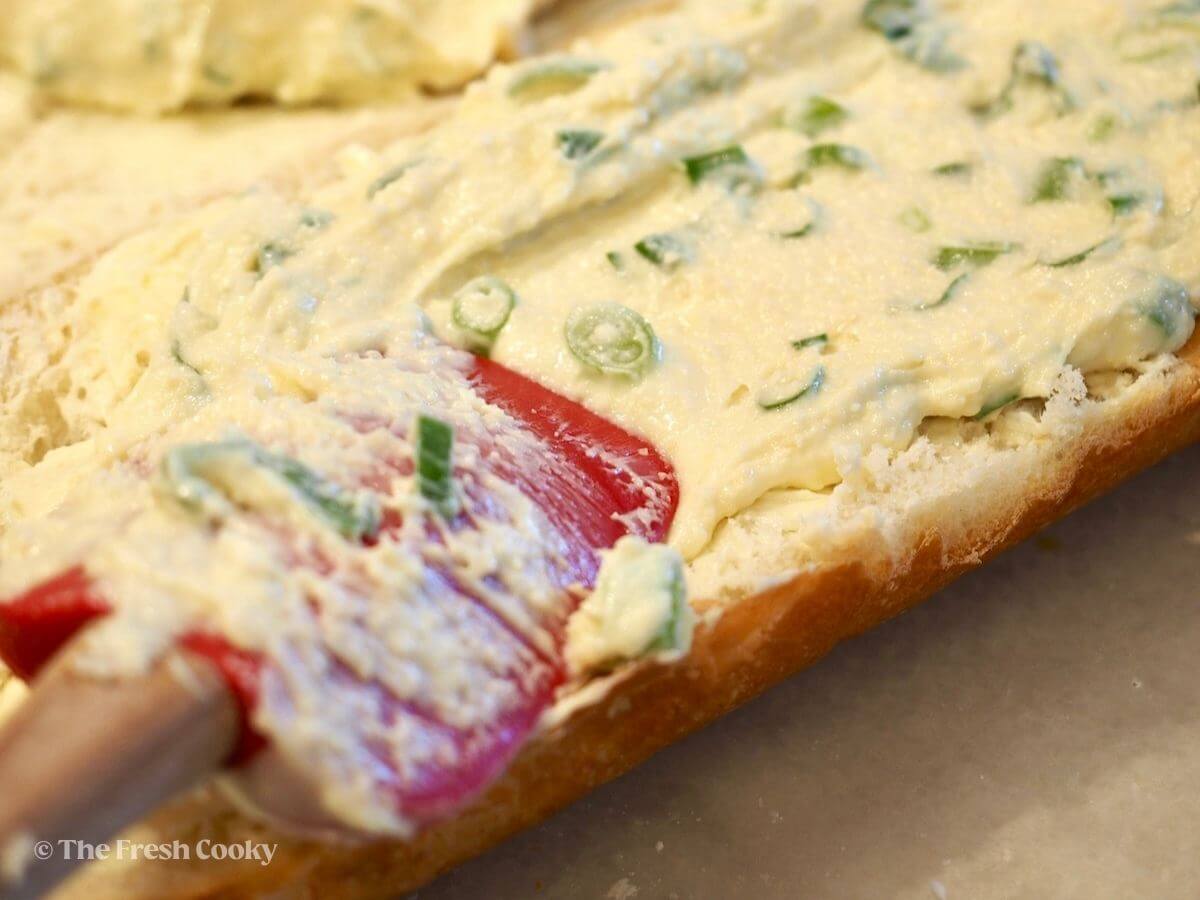 Garlic Bread Recipe With Mayonnaise: Easy, Crispy & Delicious!