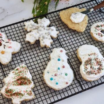 Oatmeal Sugar Cookies (Cutout Cookie)