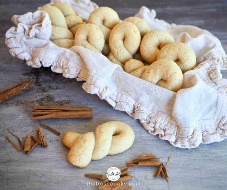 Greek Butter Cookies | Koulourakia