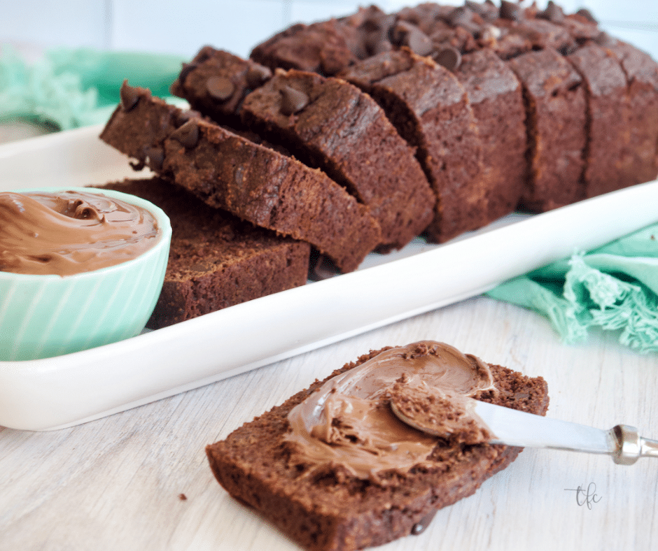 Healthy Chocolate Chip Banana Bread (sweetened with maple syrup and bananas)