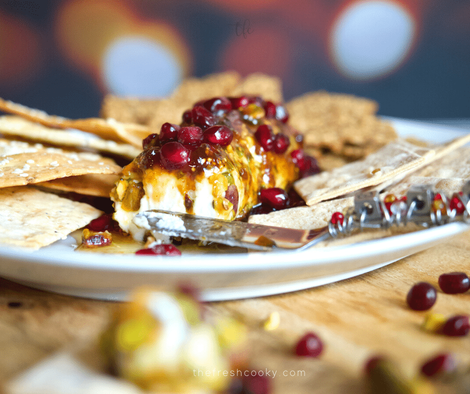 Easy Pistacho-Crusted Goat Cheese Appetizer