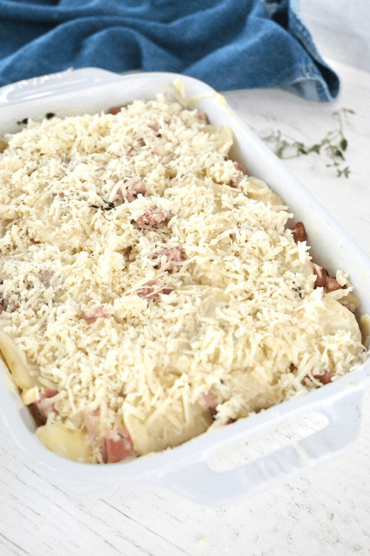 Sprinkle the top with remaining cheese.