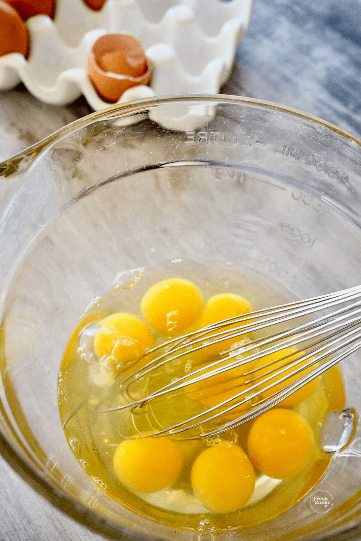 Whisk the eggs until smooth.