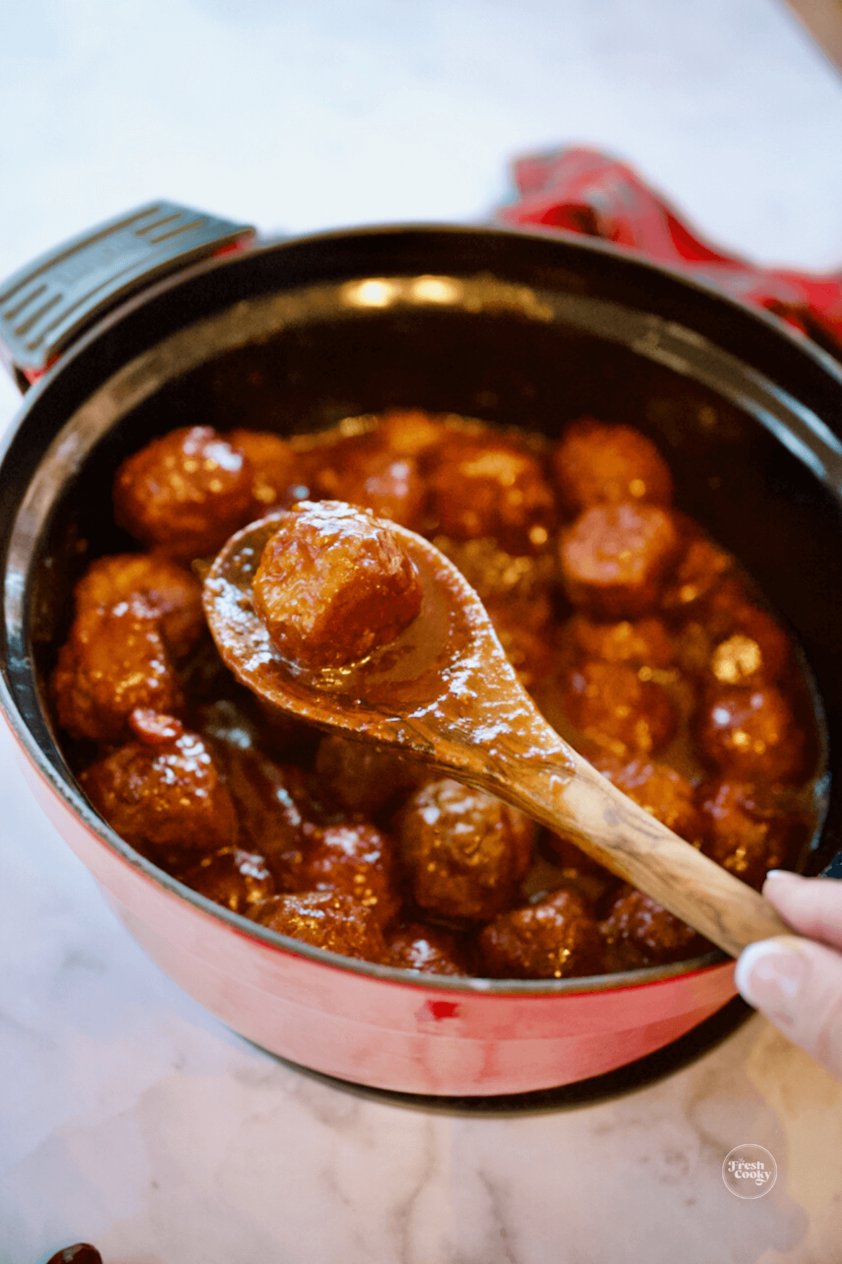 Crockpot 3 ingredient meatballs ready for serving.