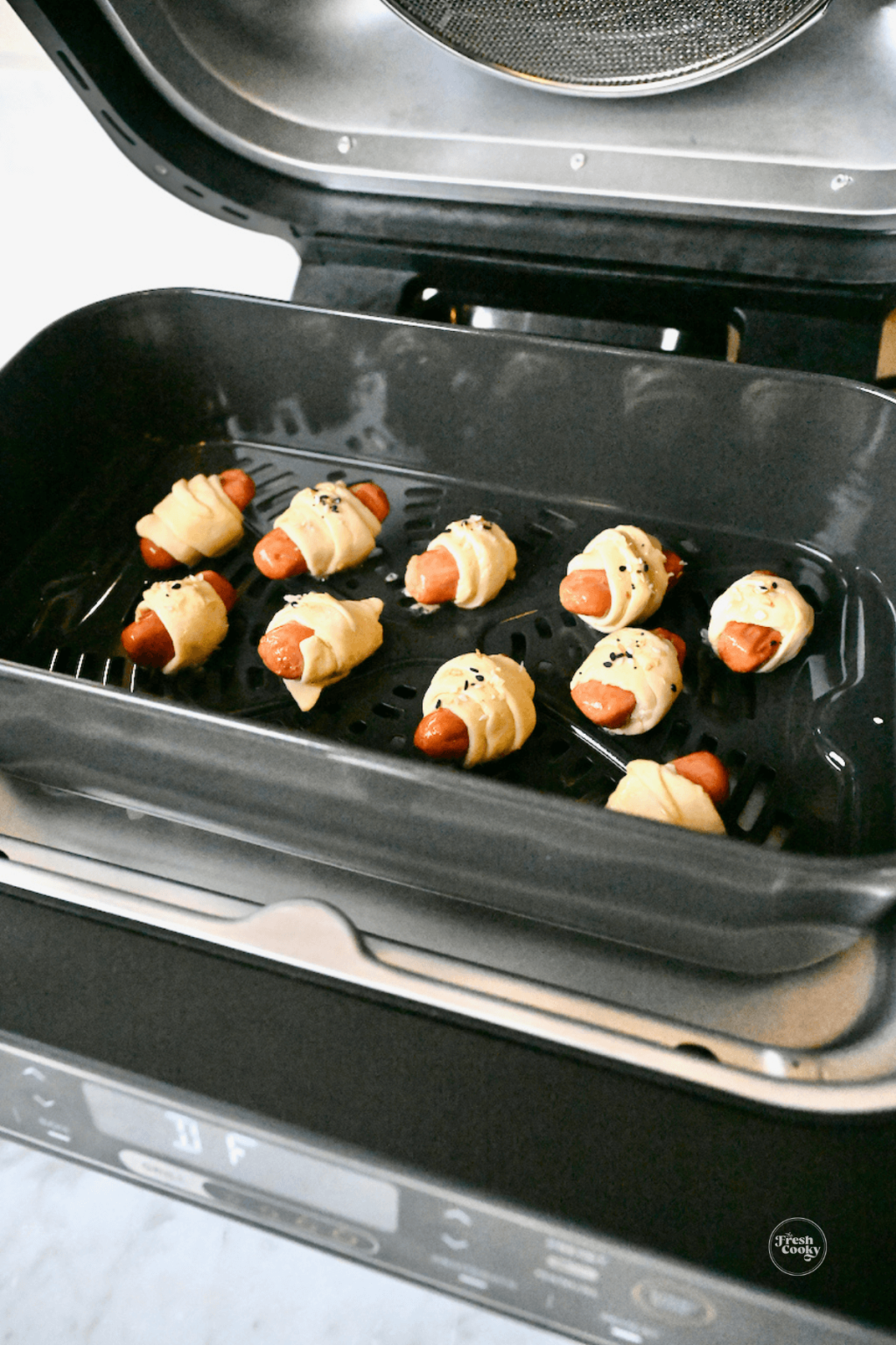 Easy Pigs in a Blanket Recipe (Air Fryer or Oven) • The Fresh Cooky