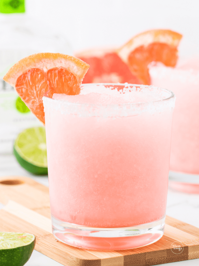 Easy Frozen Paloma Cocktail Story