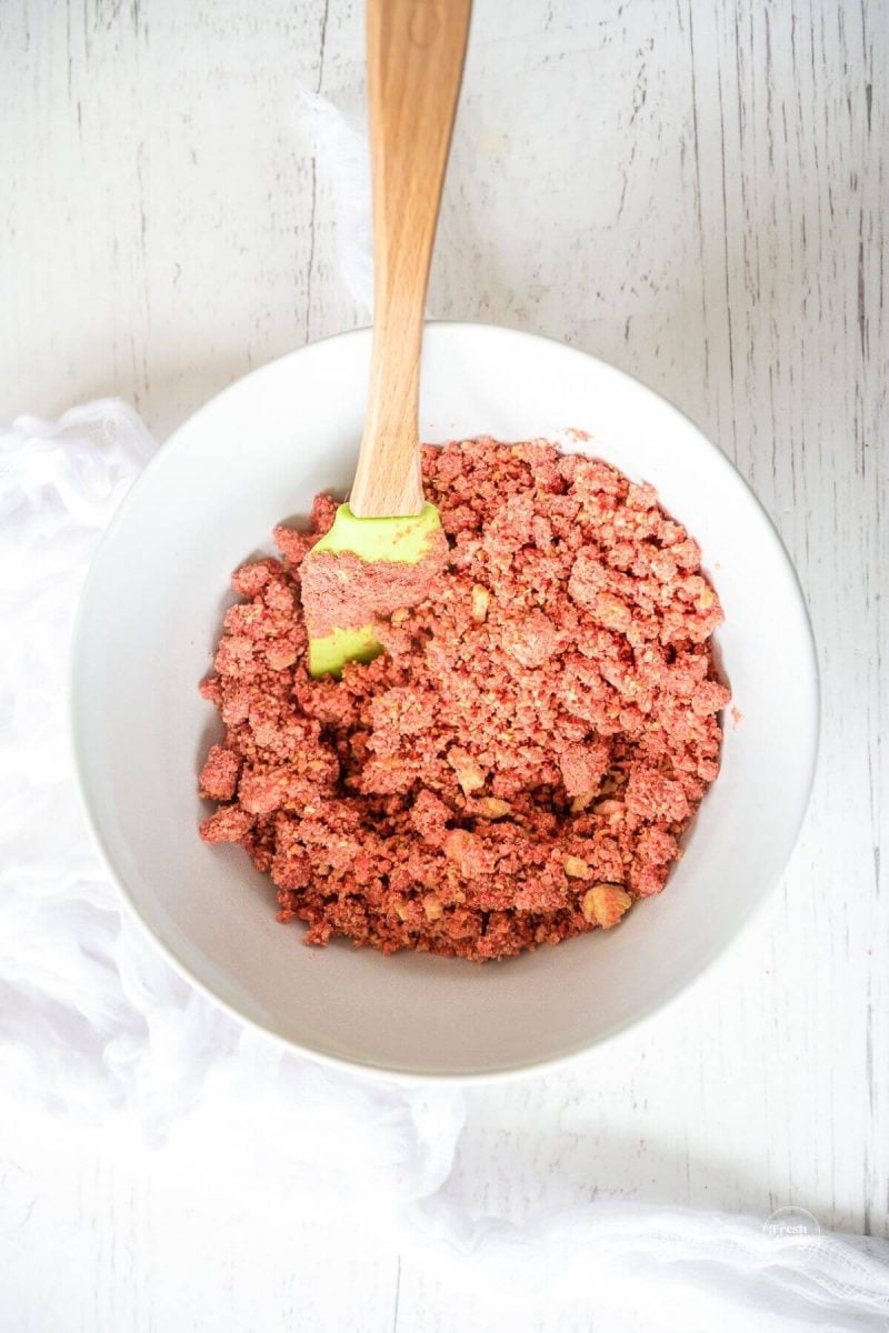 Combined Strawberry crunch recipe in bowl.