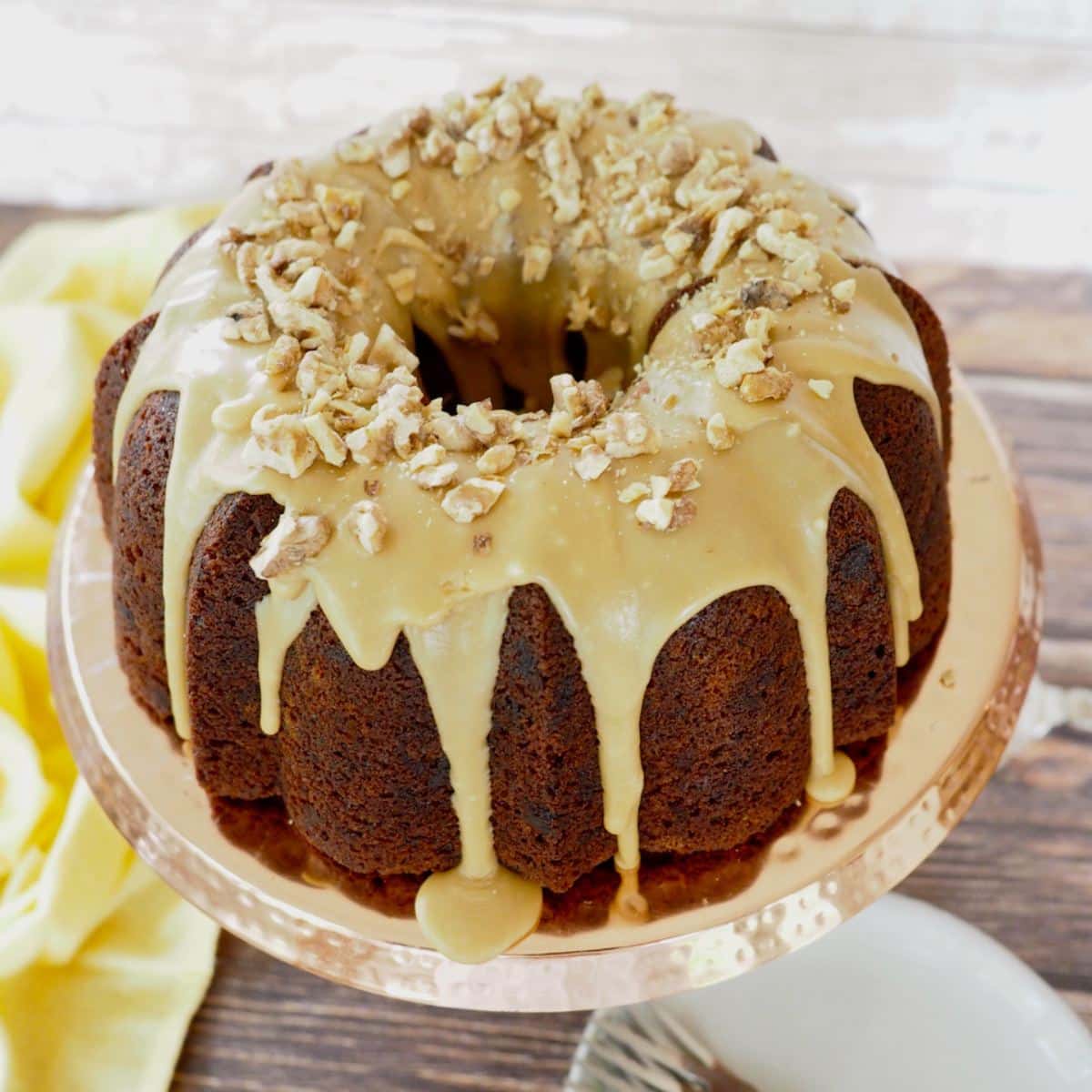 https://www.thefreshcooky.com/wp-content/uploads/2023/11/banana-bread-bundt-cake-square-1.jpg