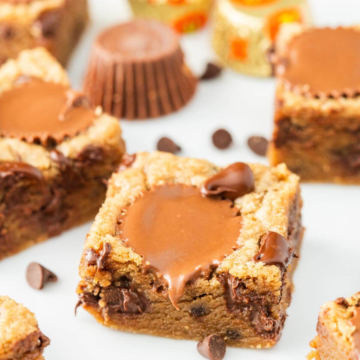 Blondies are artfully displayed with peanut butter cups.