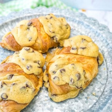 Crookies, or cookie croissants baked and on a serving platter.