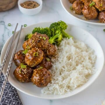 Easy Korean Meatballs Recipe (with Sweet Spicy BBQ Sauce)