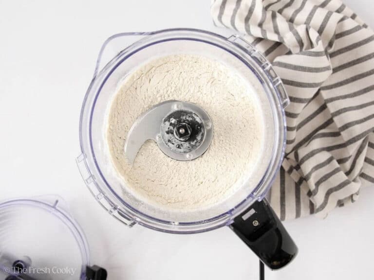 Flour and salt pulsed together in the food processor.