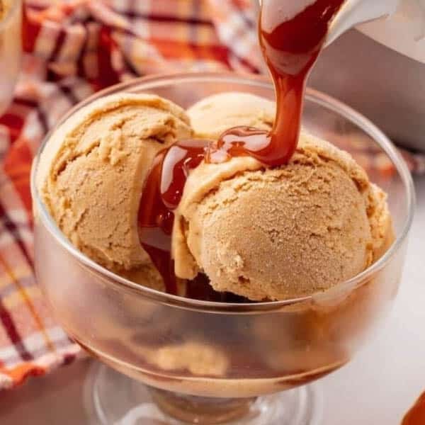 Pumpkin ice cream with caramel drizzle