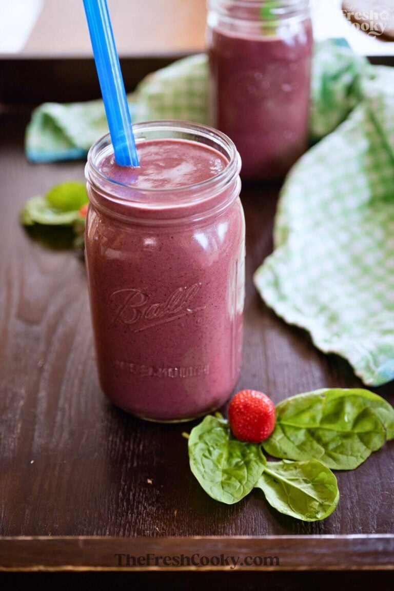 Single quart jar filled with purple thick liquid, smoothie for pinning.
