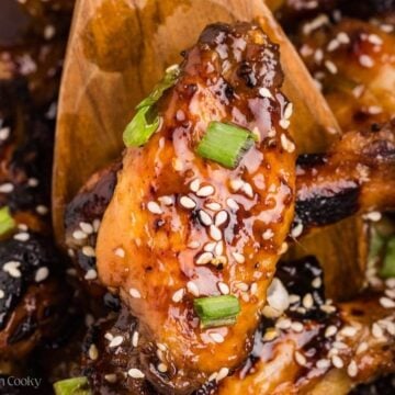 Slow Cooker Sticky Chicken Wings