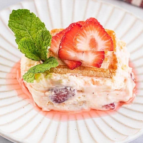 Strawberry Banana Pudding