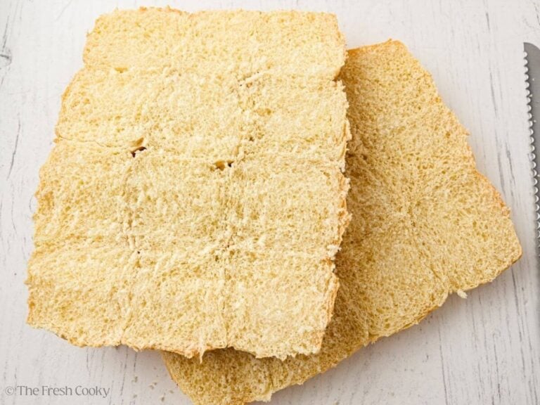 Sliced King's Hawaiian rolls.