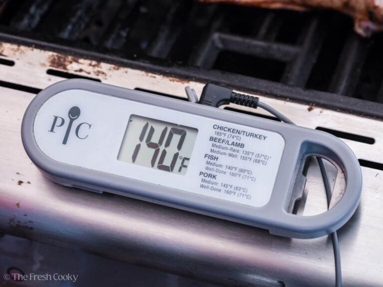 Thermometer showing an internal temperature of 140 degrees.